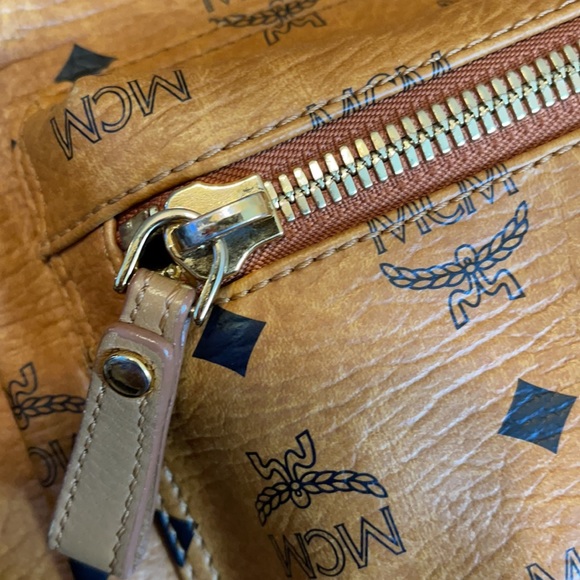 Original Cognac MCM backpack - Picture 11 of 11